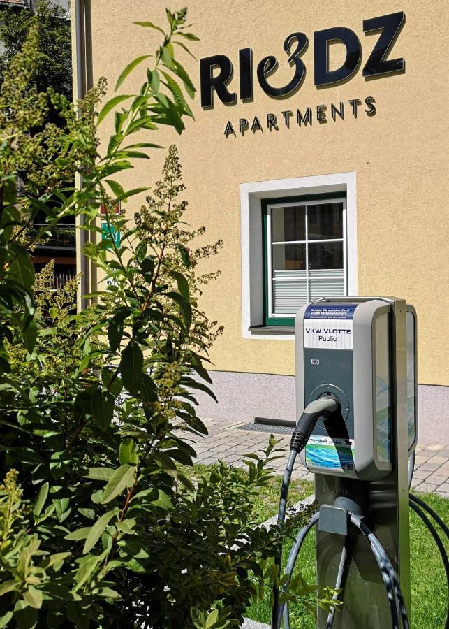 Riedz Apartments Innsbruck- Zentrales Apartmenthaus Mit Gruener Oase Luaran gambar