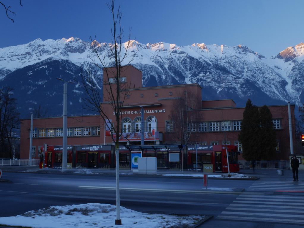 Riedz Apartments Innsbruck- Zentrales Apartmenthaus Mit Gruener Oase Luaran gambar